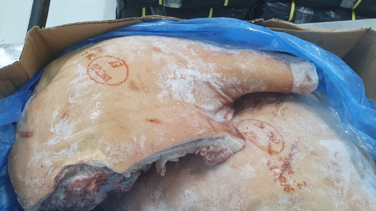 Quả vai heo (nguyên thùng 25-30kg) tiết kiệm 10.000đ/kg